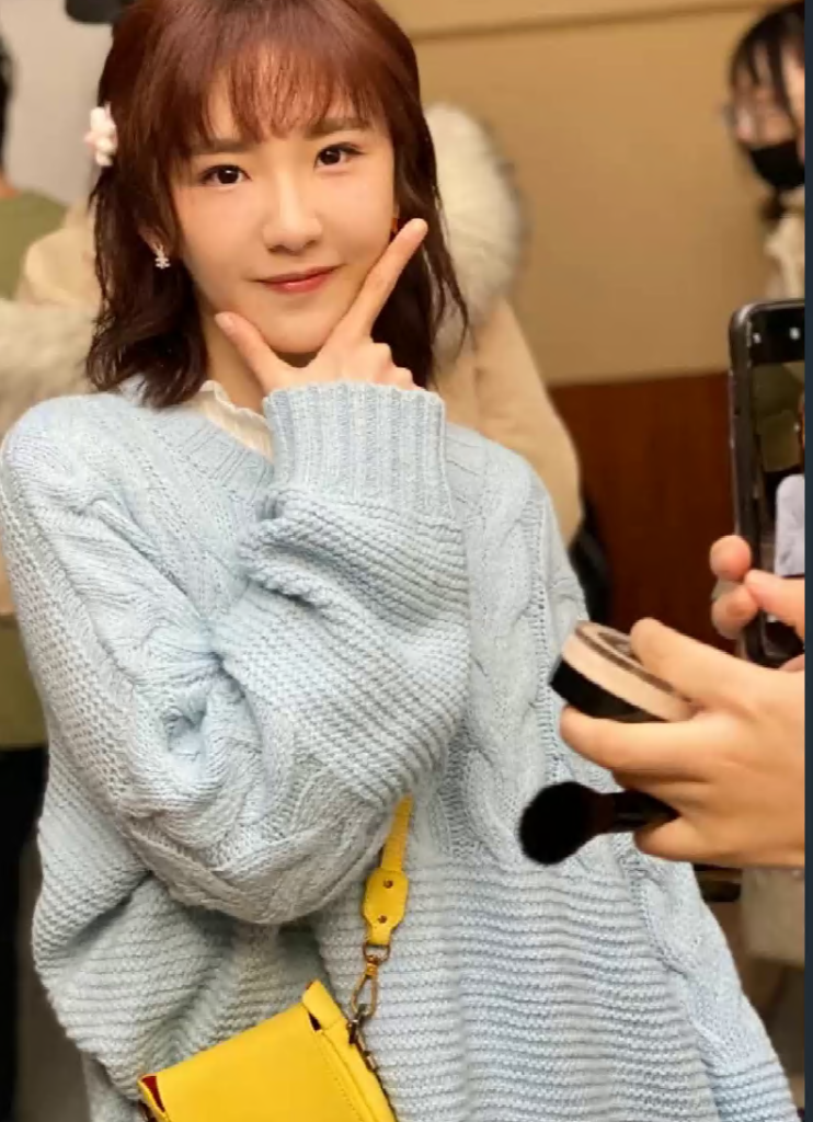 TS沫儿女厕所露出-基腐天堂